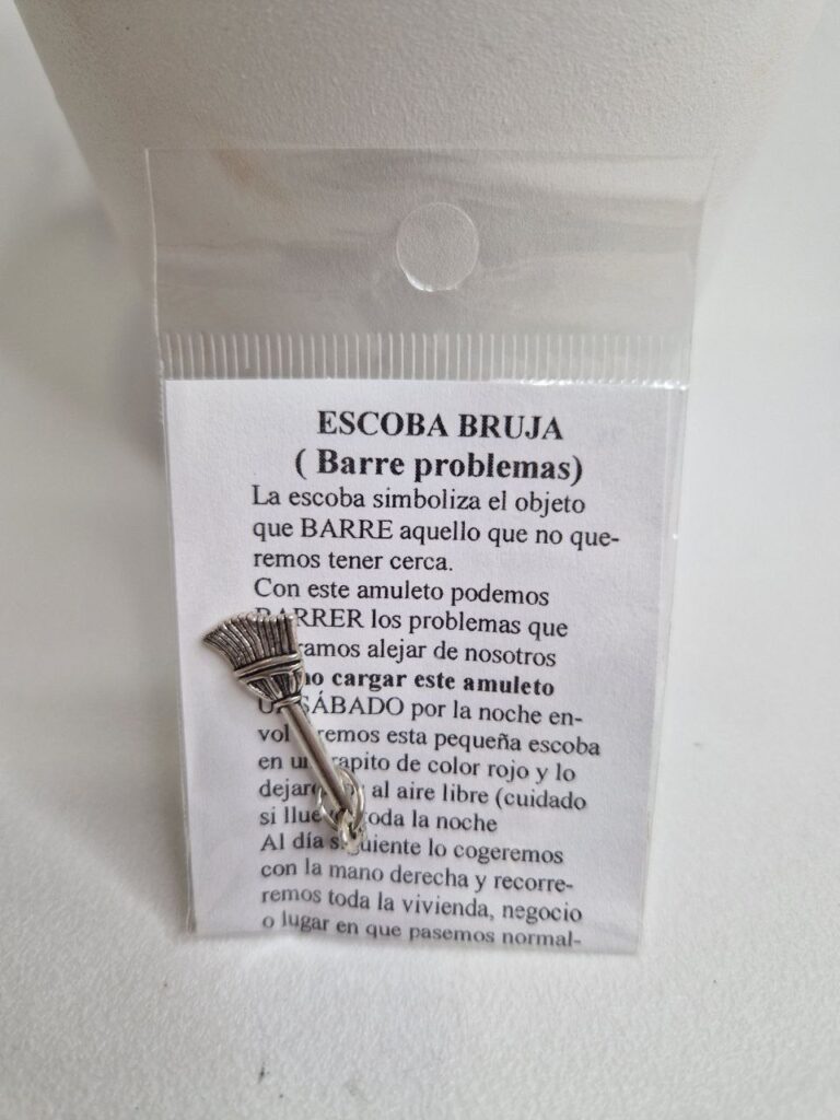 ESCOBA BRUJA